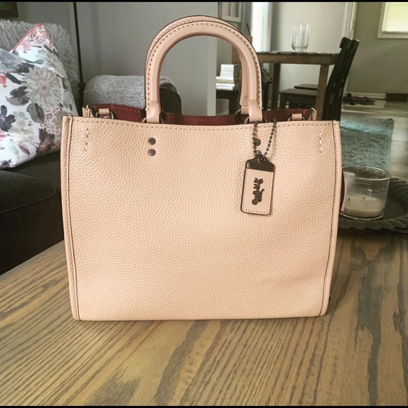coach rogue nude pink